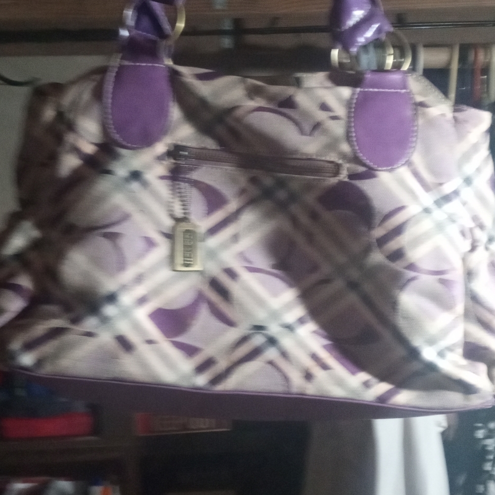Handbag - Picture 4 of 4